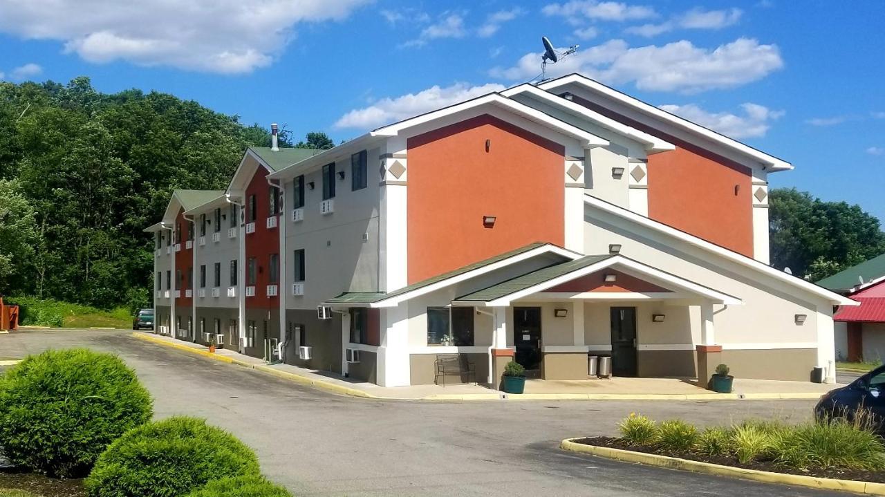 Super 8 By Wyndham Salem Va Motel Buitenkant foto